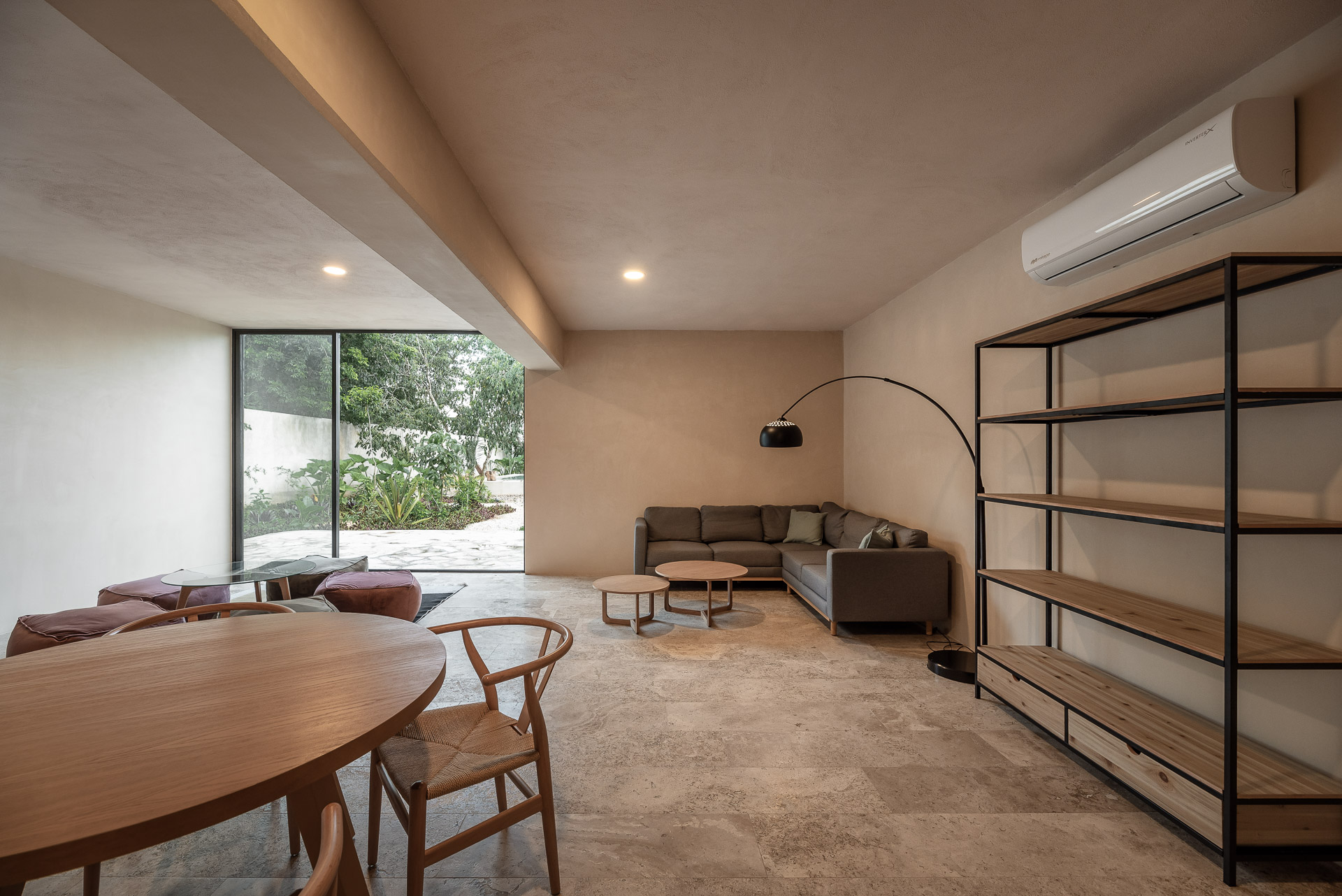 HELIA Studio 14