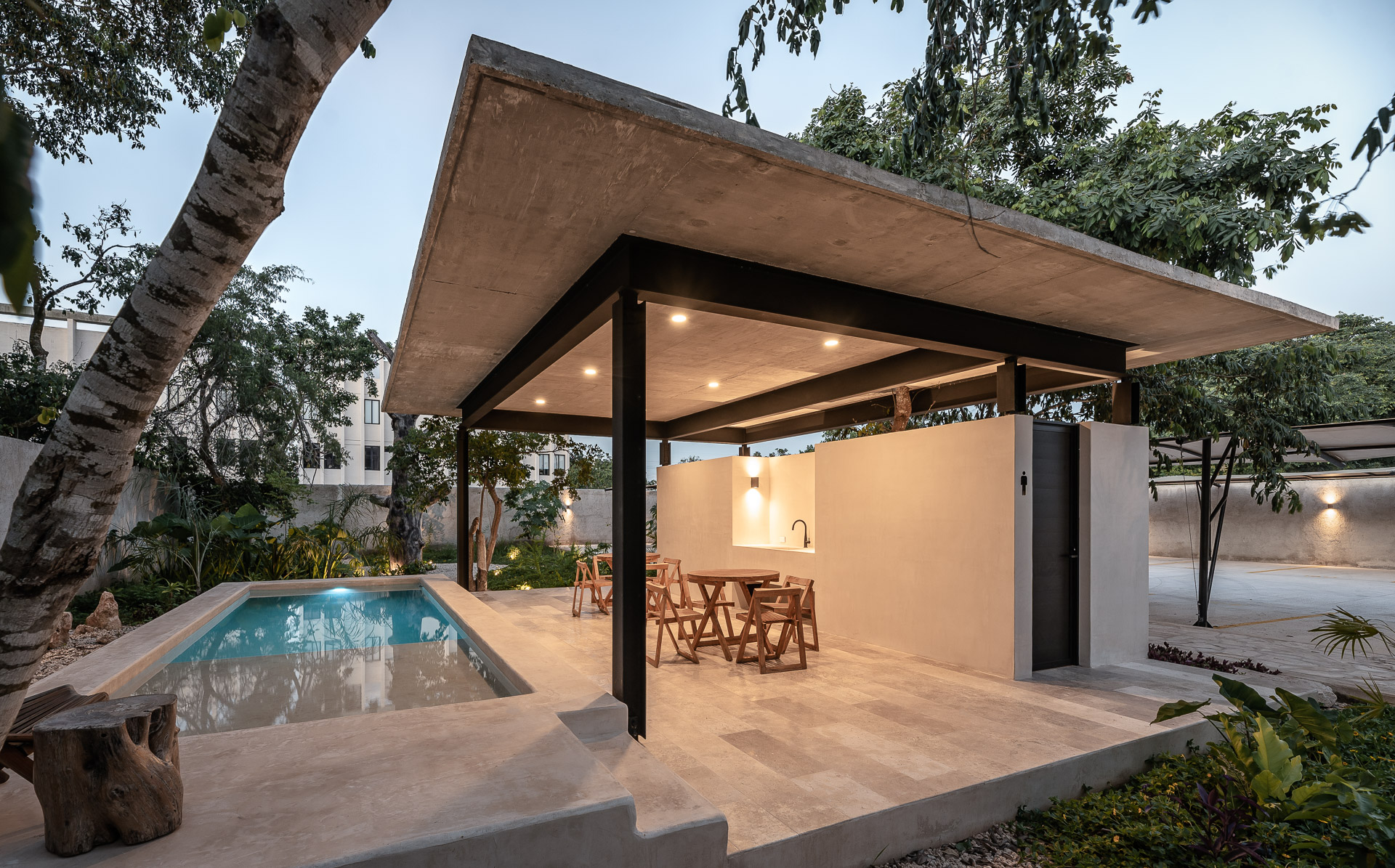 HELIA Studio 27